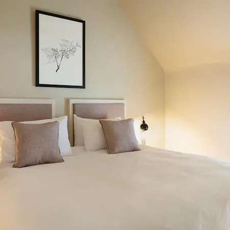 Lagom Restaurant & Townhouse *