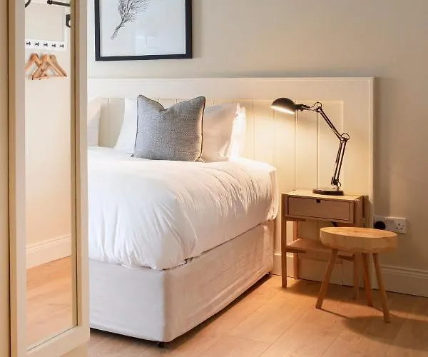 Lagom Restaurant & Townhouse Bed & Breakfast